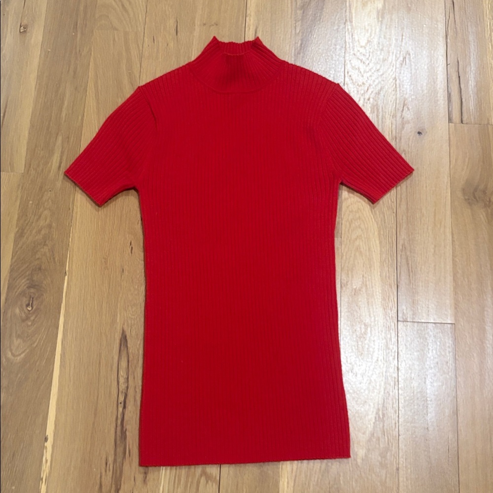 Trina Turk Ribbed Short Sleeve Sweater